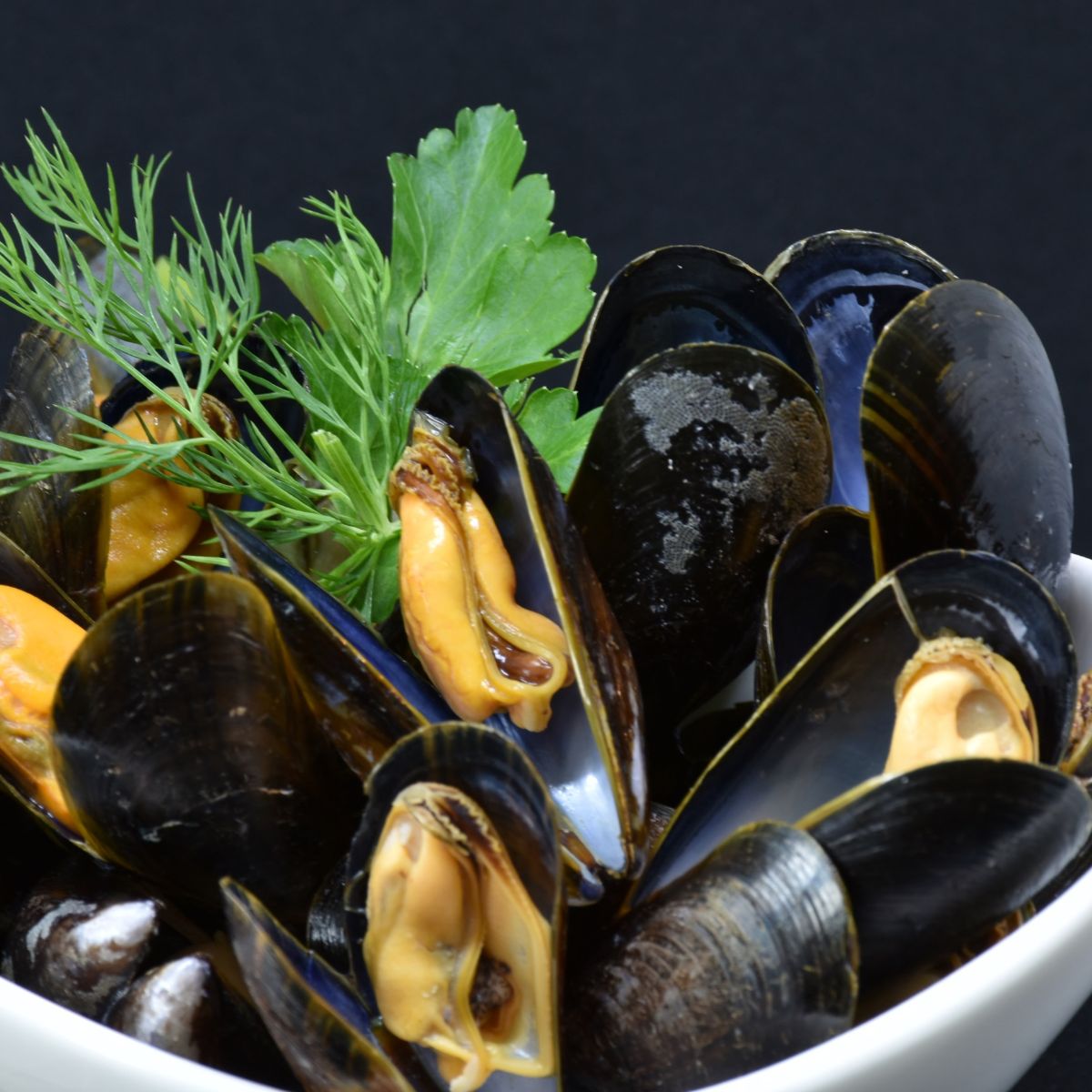 Frozen Cooked Whole Black Mussel