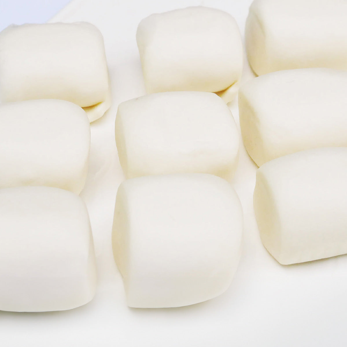 Cooked Blue Swimming Crab Meat with Chilli Crab Sauce and Mantou Buns