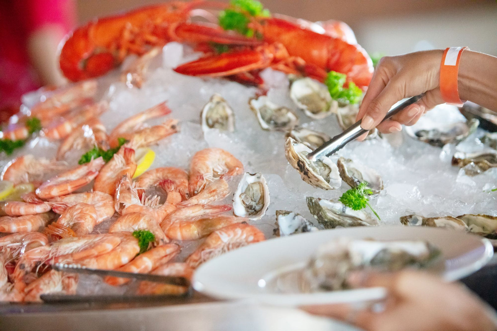 cold seafood buffet with oysters in Singapore