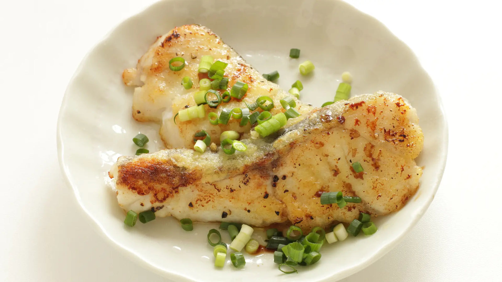 Delicious Pan Fried Cod Fish Chinese Style: Quick and Tasty Meal Idea