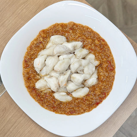 Cooked Crab Meat with Chilli Crab Sauce and Mantou Buns